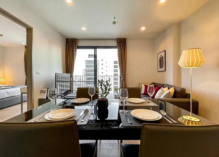 アパート Near Bts L Large 52 Sqm L Pool And Steam バンコク都